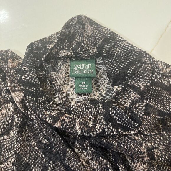 Wild Fable Snakeskin Mesh Top - Picture 4 of 8